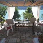 Appartamento Geni Bay 2
