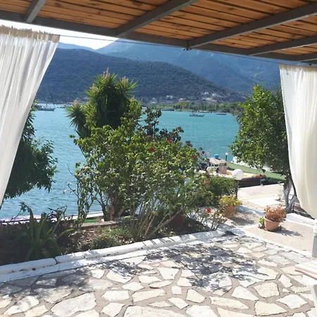 Διαμέρισμα Geni Bay 2 *