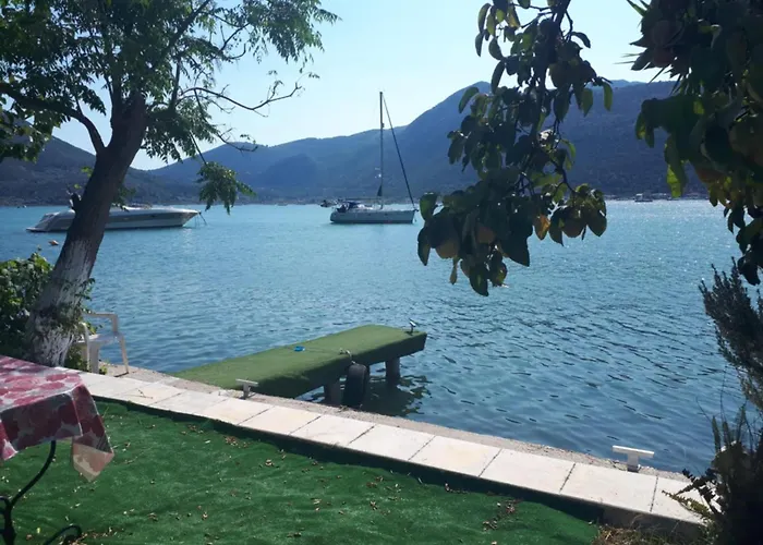 Διαμέρισμα Geni Bay 2 *